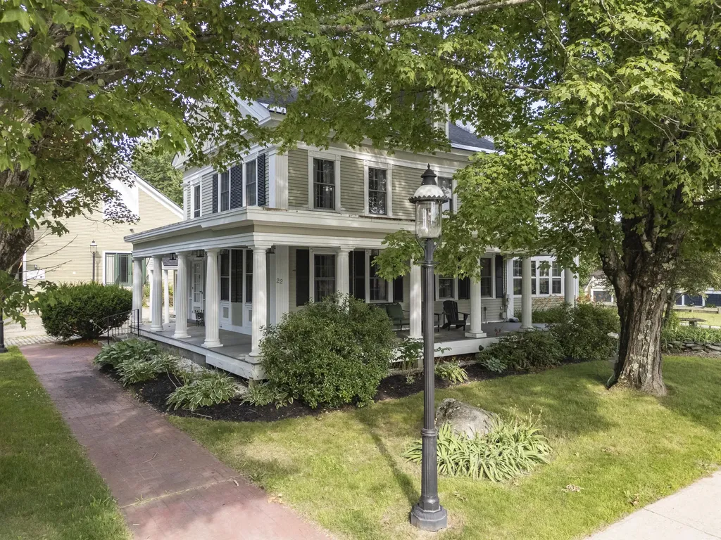 22 Broad Street Bethel ME 04217