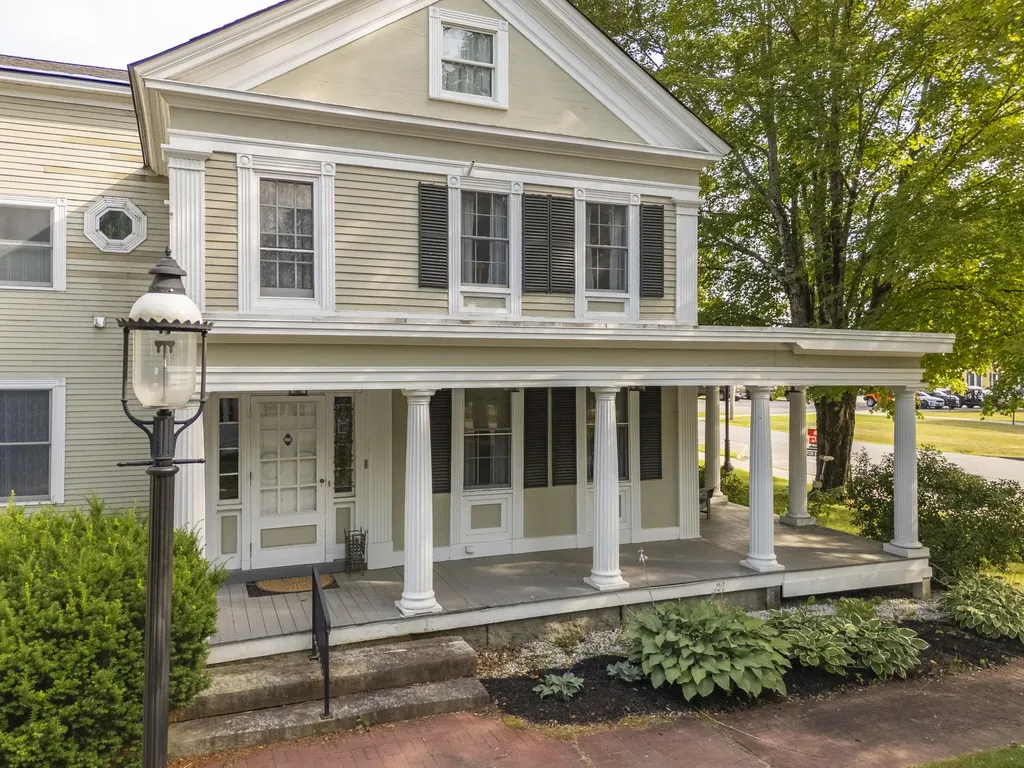 22 Broad Street Bethel ME 04217