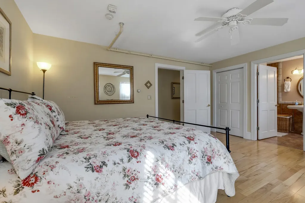 22 Broad Street Bethel ME 04217