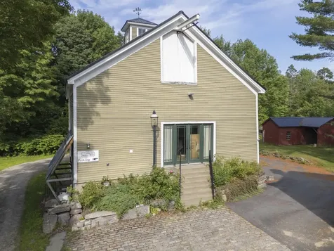 22 Broad Street Bethel ME 04217