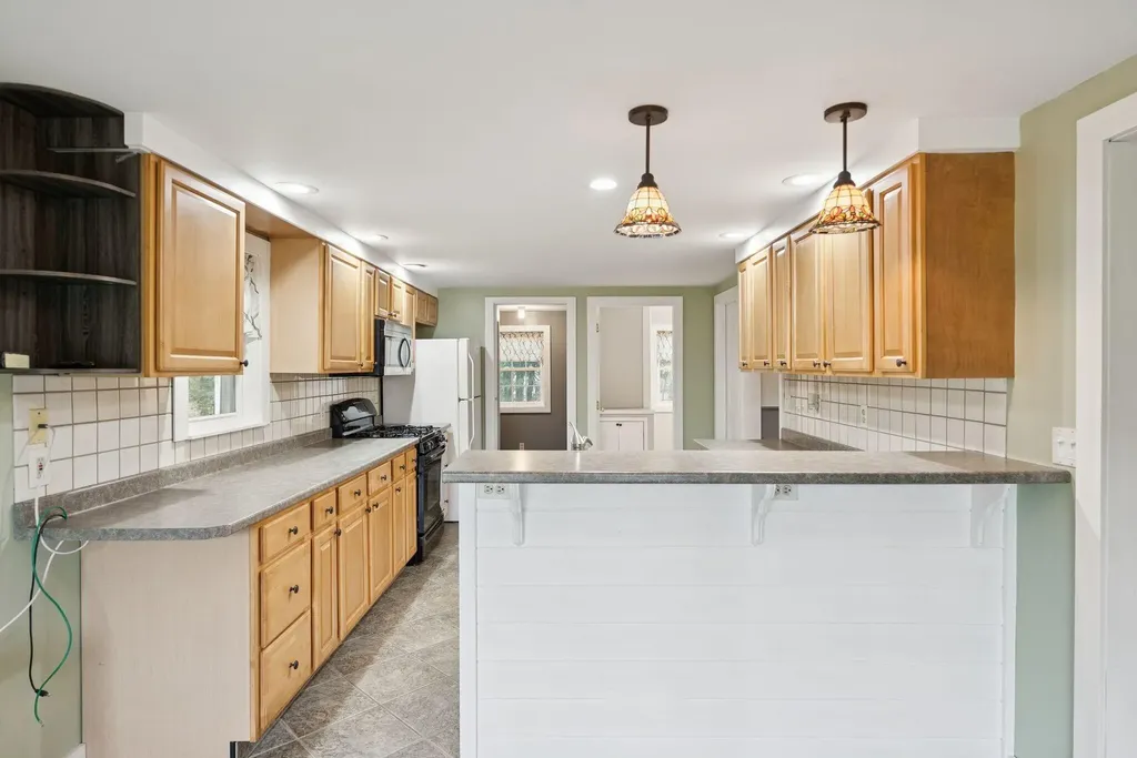 218 Oak Street Oakland ME 04963