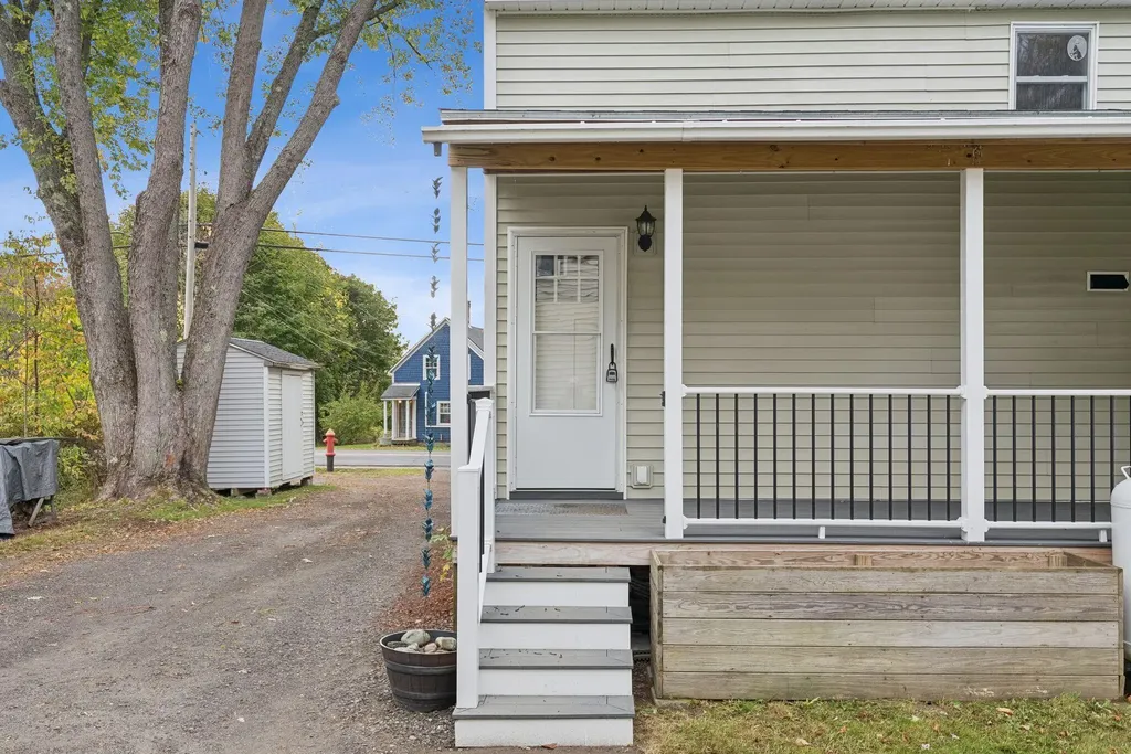 218 Oak Street Oakland ME 04963