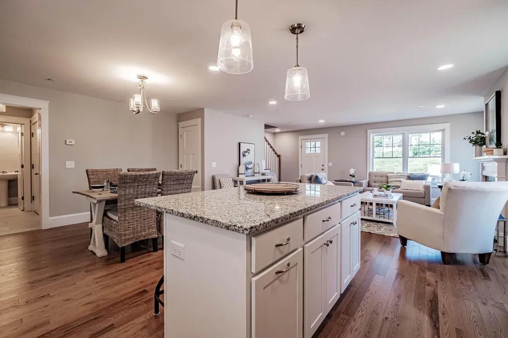 195 Falcon Crest Drive Gorham ME 04038