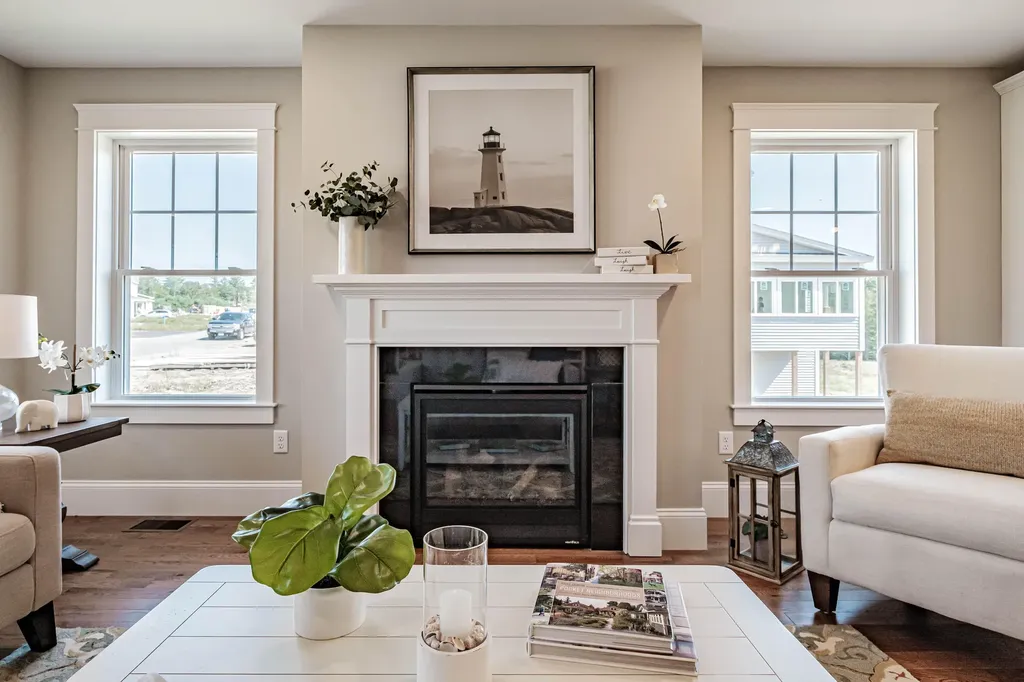 195 Falcon Crest Drive Gorham ME 04038