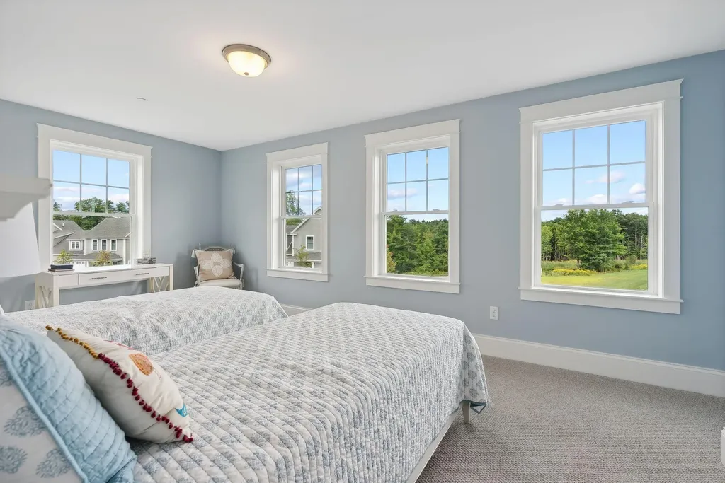 195 Falcon Crest Drive Gorham ME 04038