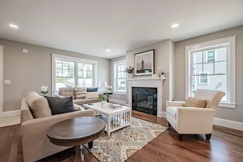 195 Falcon Crest Drive Gorham ME 04038