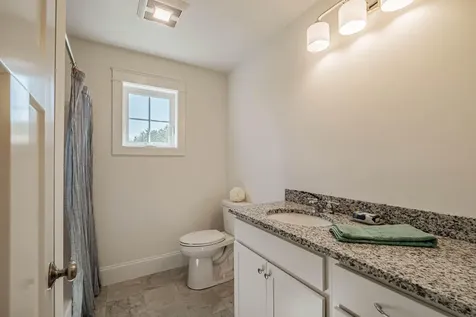 195 Falcon Crest Drive Gorham ME 04038