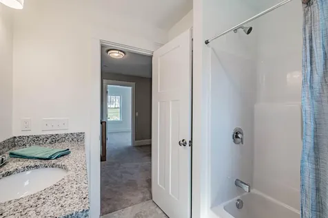 195 Falcon Crest Drive Gorham ME 04038