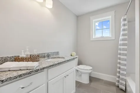 195 Falcon Crest Drive Gorham ME 04038