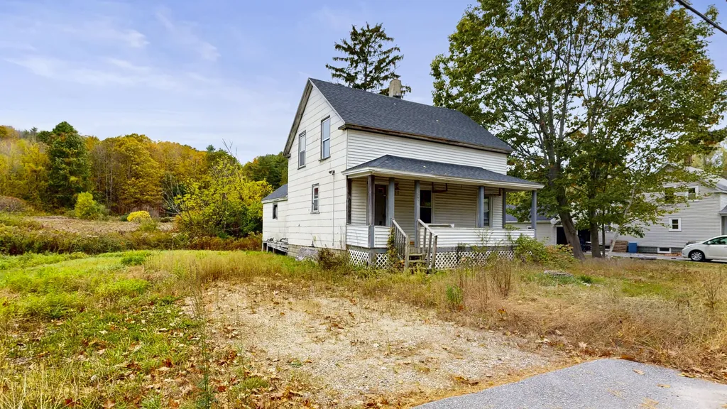 529 Riverside Drive Auburn ME 04210