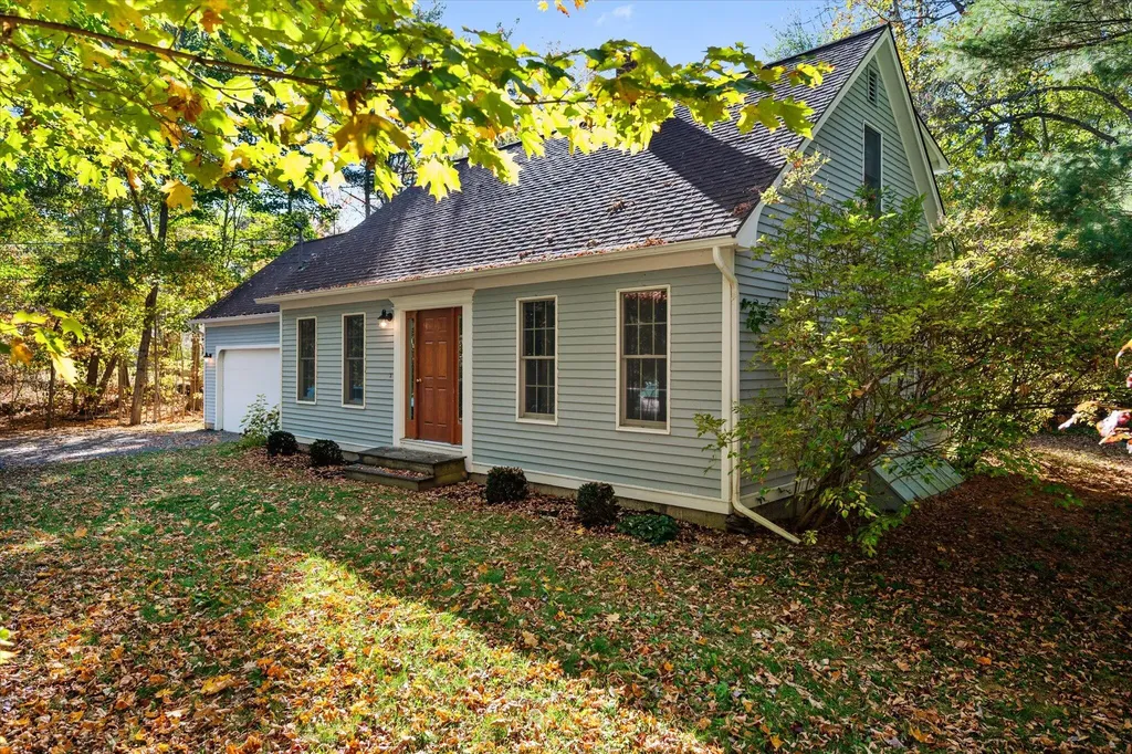 1234 Essex Street Bangor ME 04401