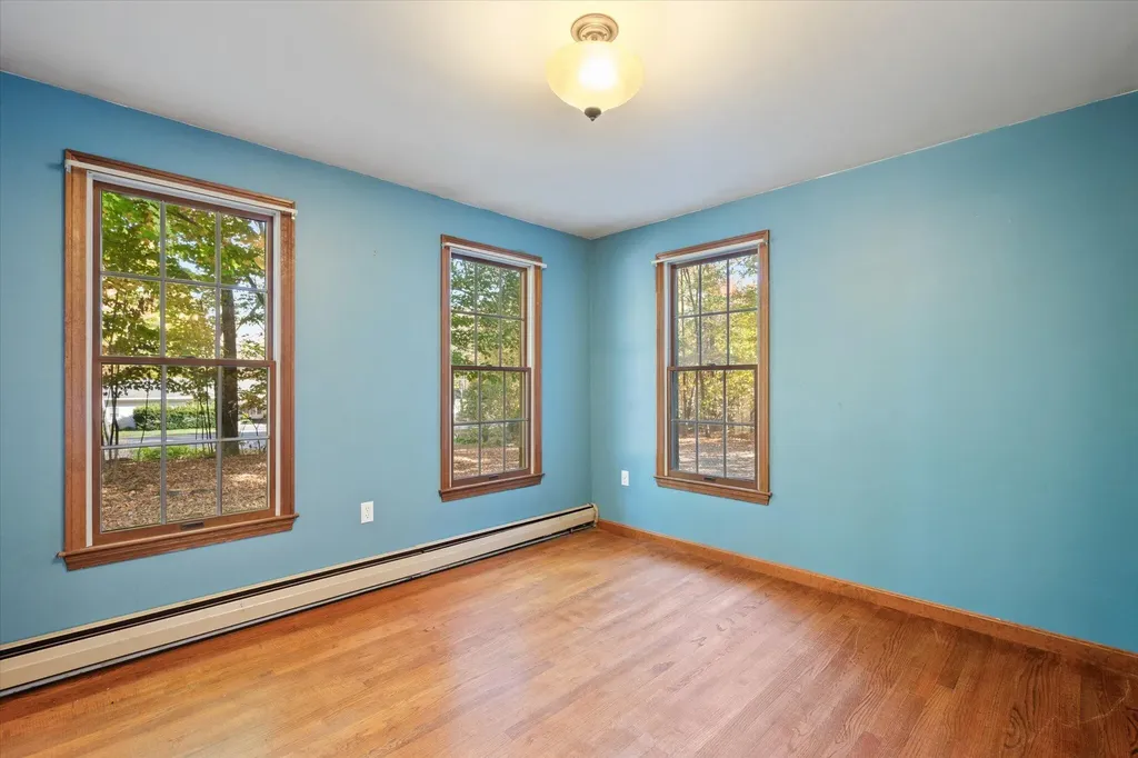 1234 Essex Street Bangor ME 04401