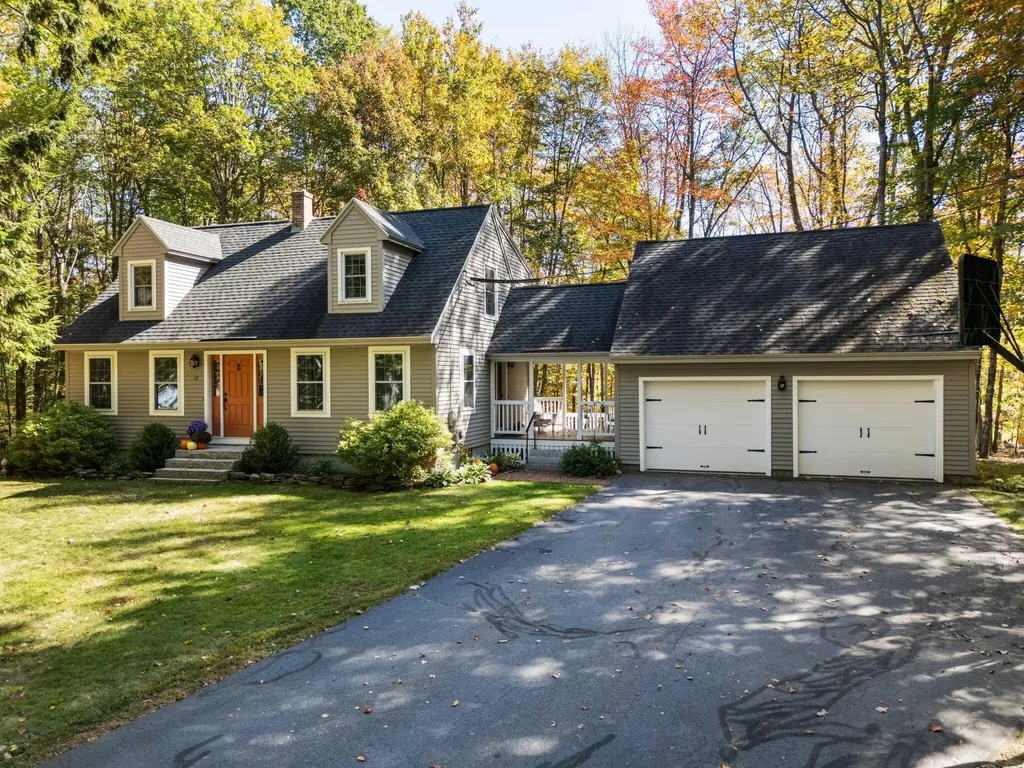 12 Richard Road Gorham ME 04038
