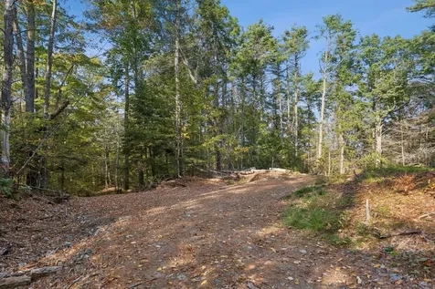 29 & 30 Nob Hill Avenue Brunswick ME 04011
