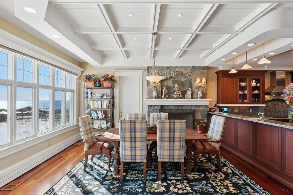 17 Seaview Avenue Kennebunkport ME 04046