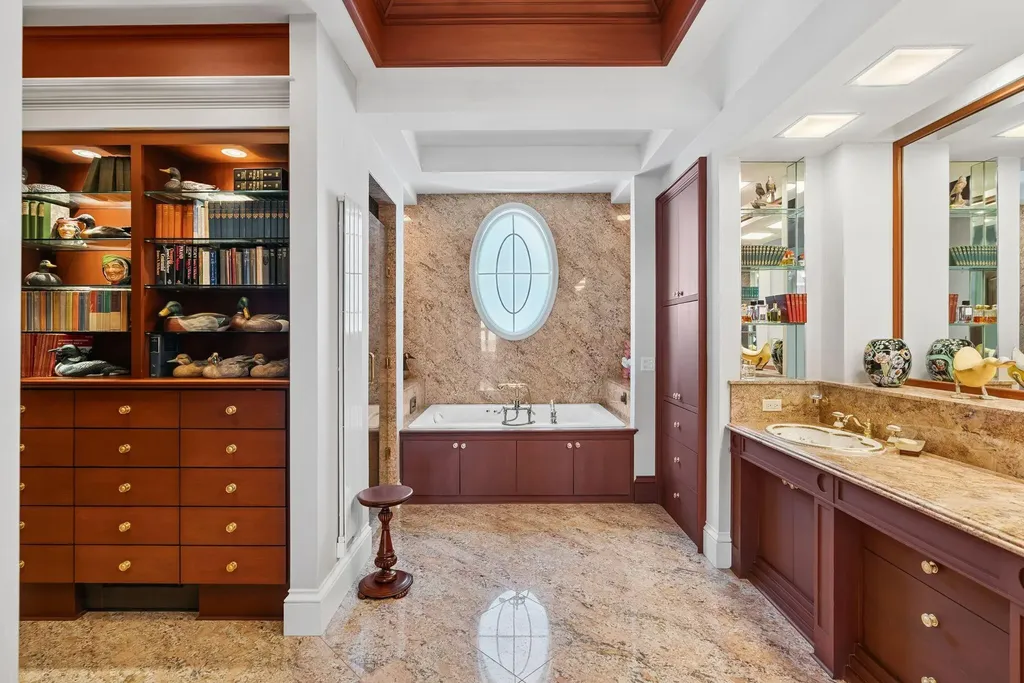 17 Seaview Avenue Kennebunkport ME 04046