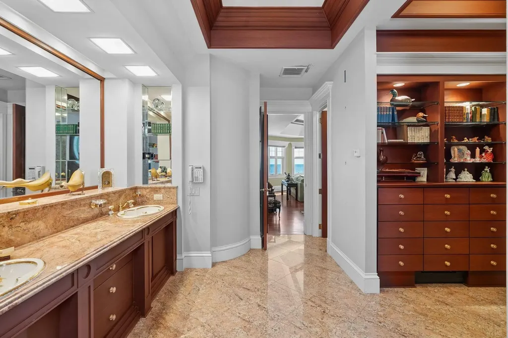 17 Seaview Avenue Kennebunkport ME 04046