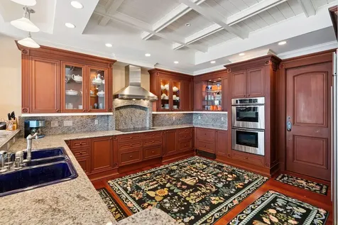 17 Seaview Avenue Kennebunkport ME 04046