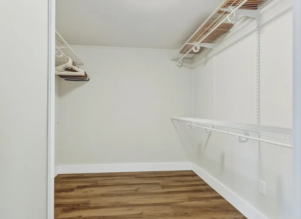 27 Hillside Avenue Falmouth ME 04105