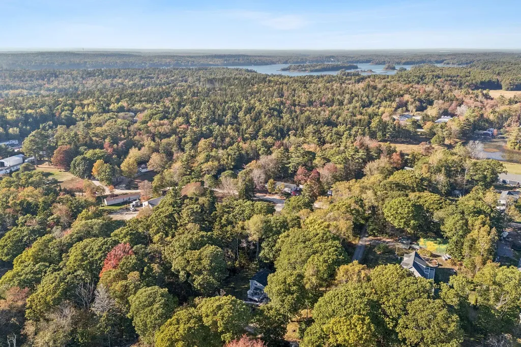 12 Harbor Heights Harpswell ME 04079