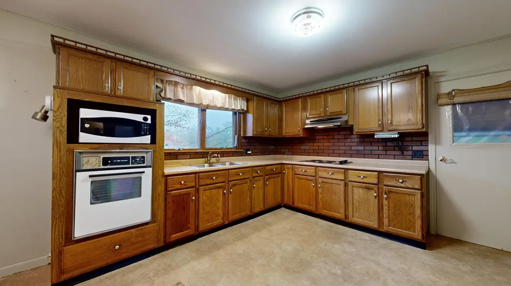 246 Montello Street Lewiston ME 04240