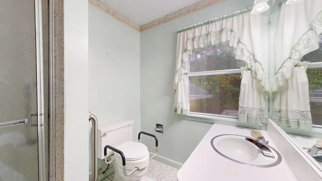 246 Montello Street Lewiston ME 04240