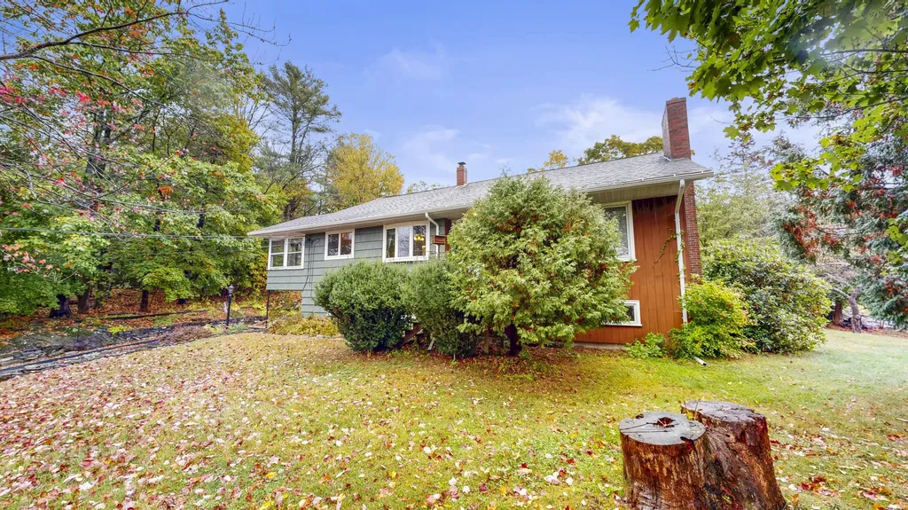 246 Montello Street Lewiston ME 04240