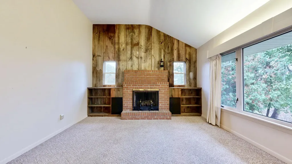 246 Montello Street Lewiston ME 04240
