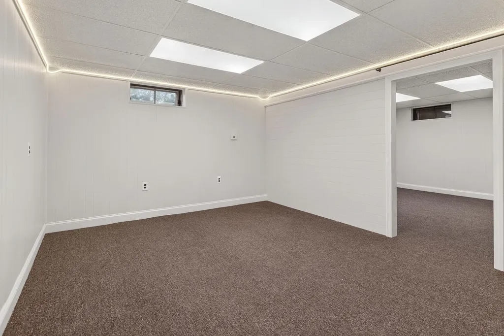 118 Greenwood Lane Portland ME 04103