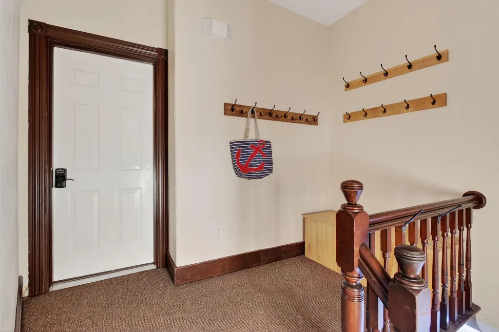 21 Sheridan Street Portland ME 04101