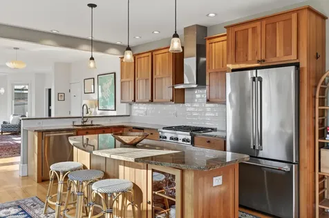 21 Sheridan Street Portland ME 04101