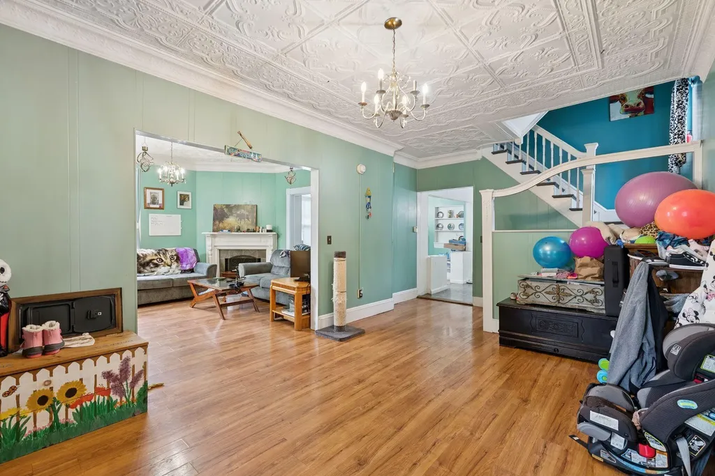 43 Elm Street Auburn ME 04210