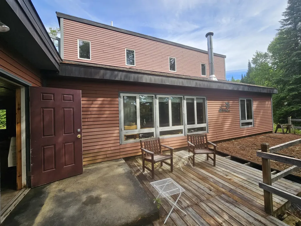 1 Soper Pond Road T4 R12 Wels ME 04732