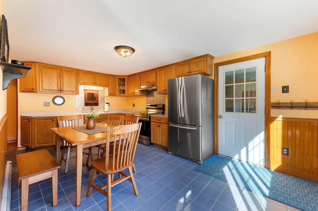 10 Loon Pond Road Sabattus ME 04280