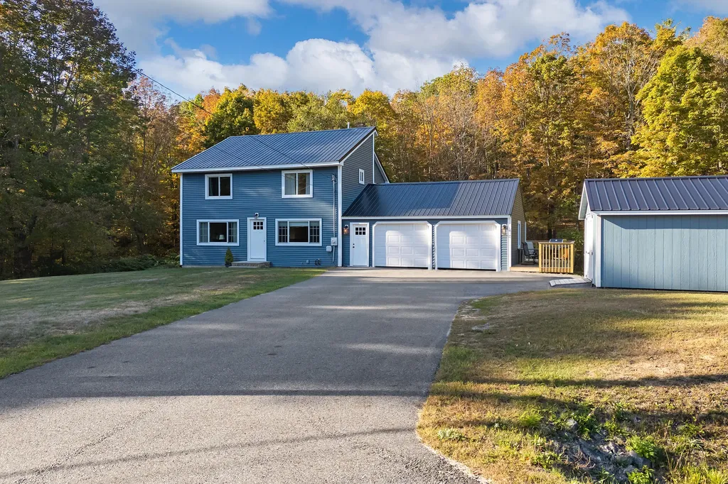 10 Loon Pond Road Sabattus ME 04280