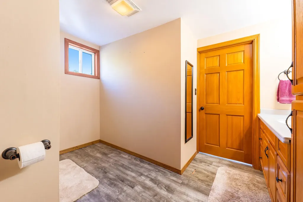 10 Loon Pond Road Sabattus ME 04280