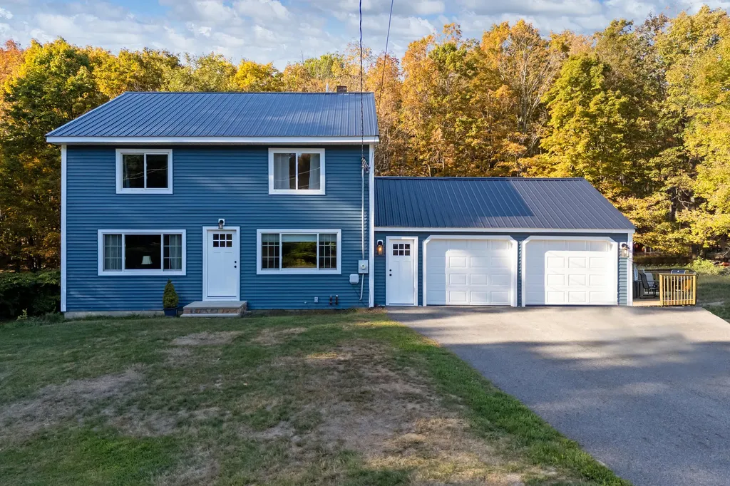 10 Loon Pond Road Sabattus ME 04280
