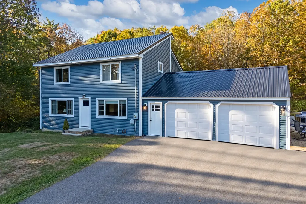10 Loon Pond Road Sabattus ME 04280