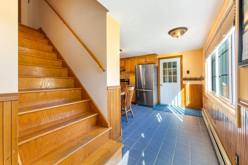 10 Loon Pond Road Sabattus ME 04280