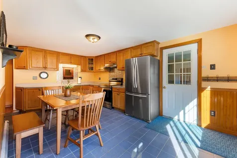 10 Loon Pond Road Sabattus ME 04280