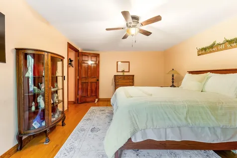 10 Loon Pond Road Sabattus ME 04280
