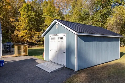10 Loon Pond Road Sabattus ME 04280