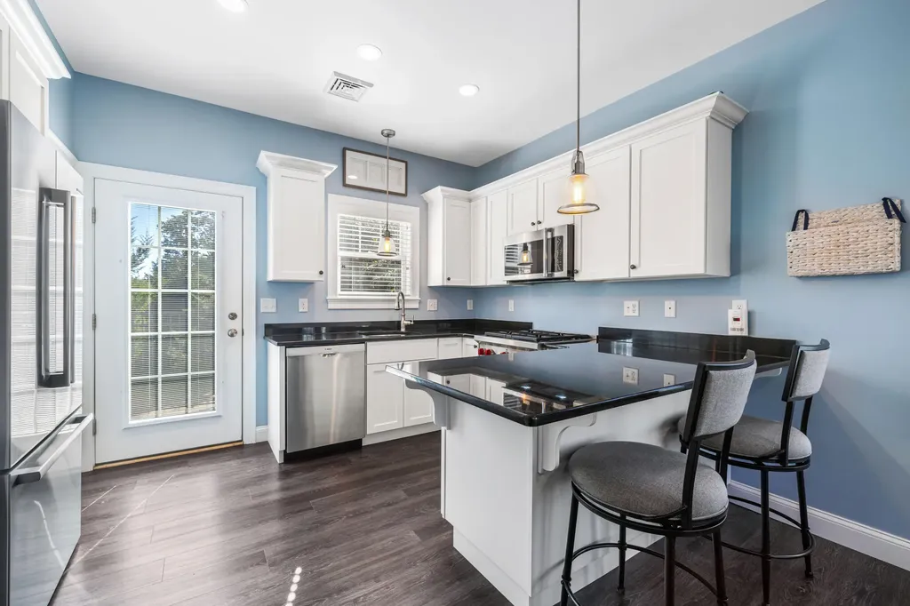 16 Sunrise Lane Arundel ME 04046