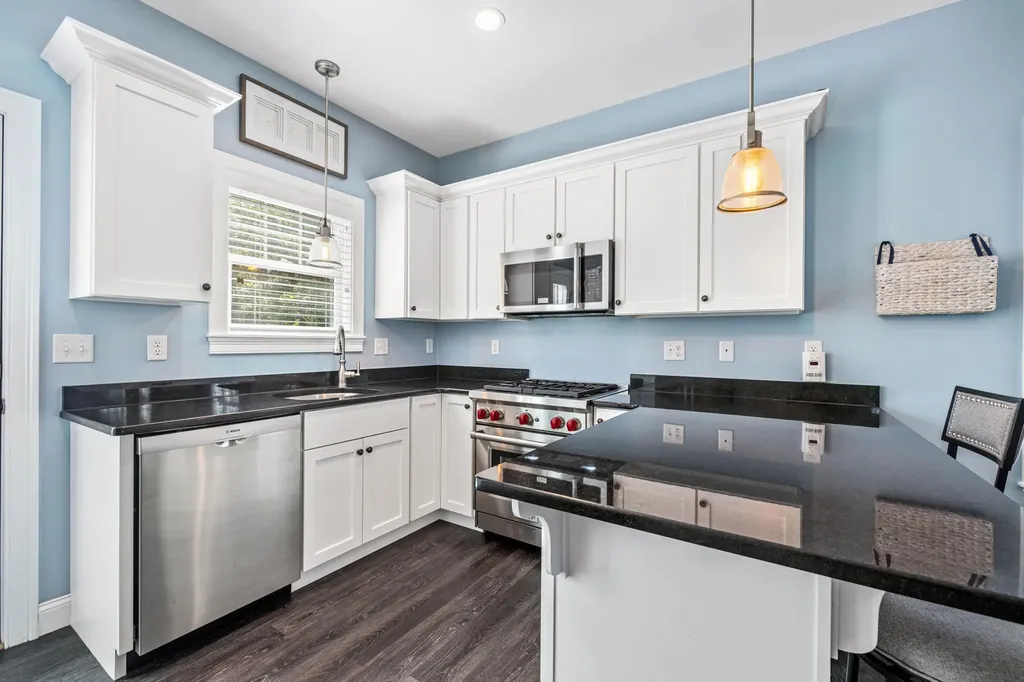 16 Sunrise Lane Arundel ME 04046