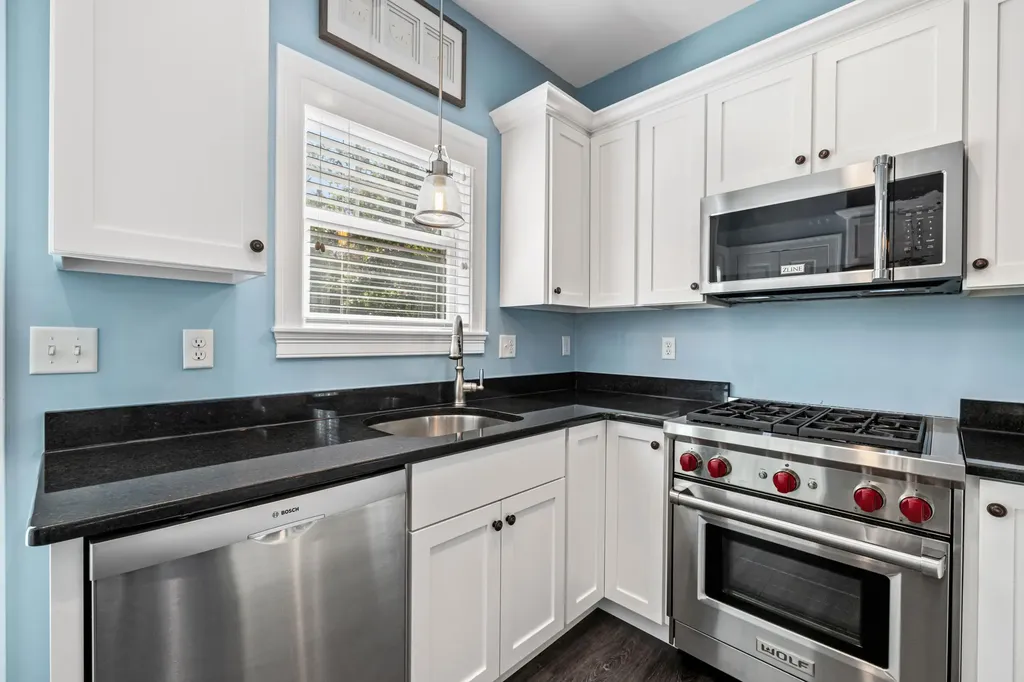 16 Sunrise Lane Arundel ME 04046