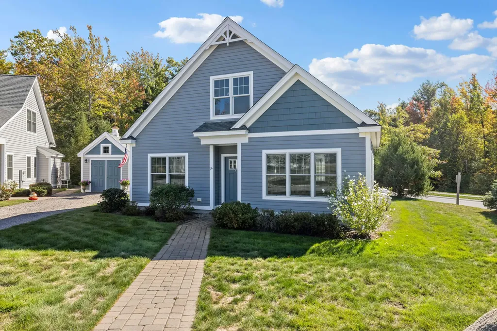16 Sunrise Lane Arundel ME 04046