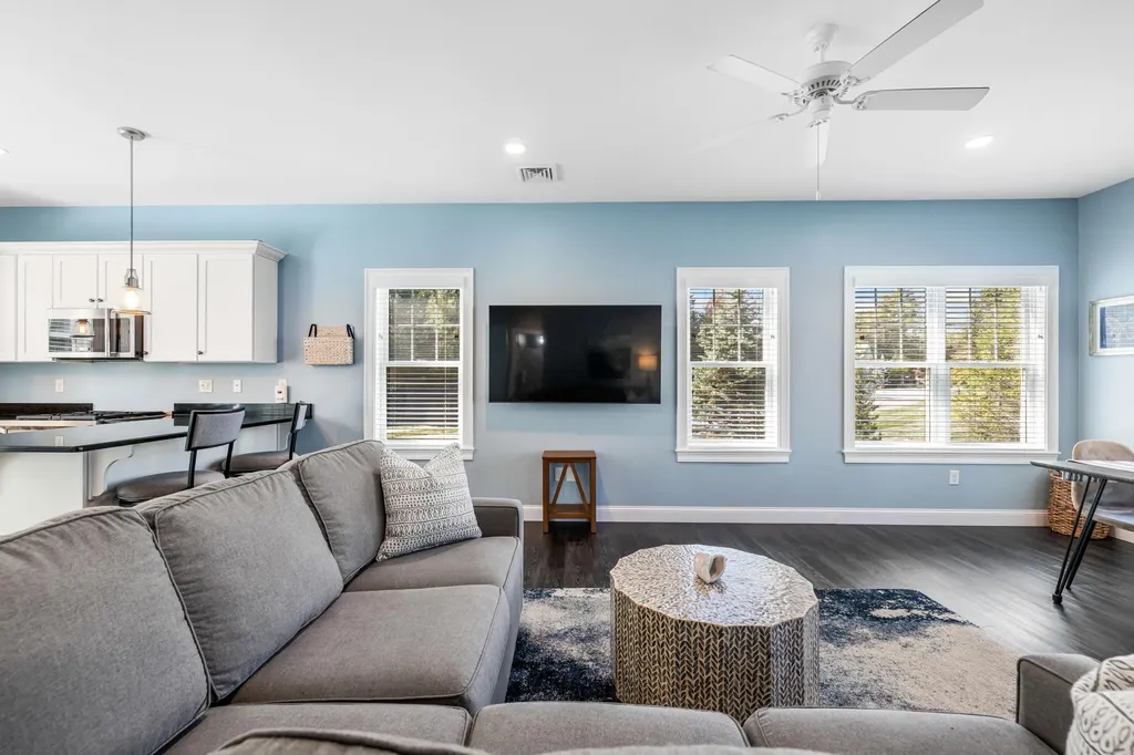 16 Sunrise Lane Arundel ME 04046