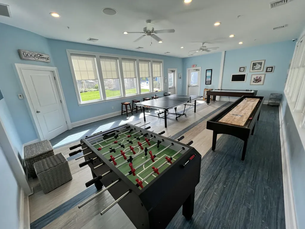 16 Sunrise Lane Arundel ME 04046