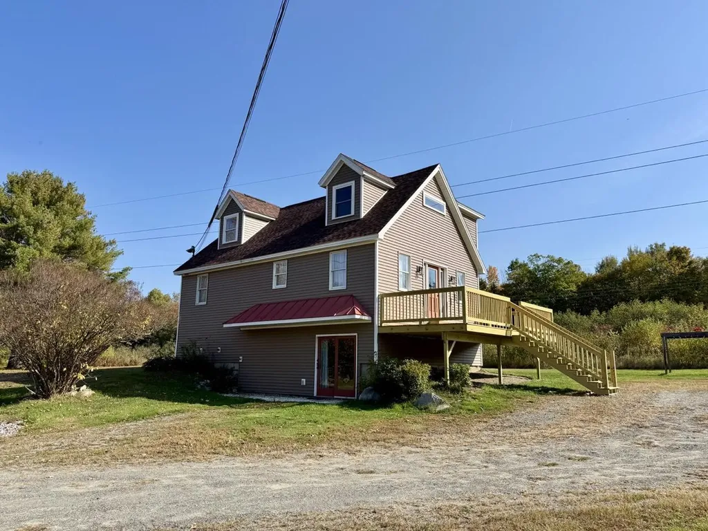 30 Prentiss Lane Skowhegan ME 04976