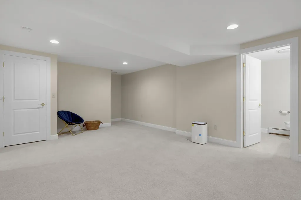 52 N Bridgton Road Waterford ME 04088